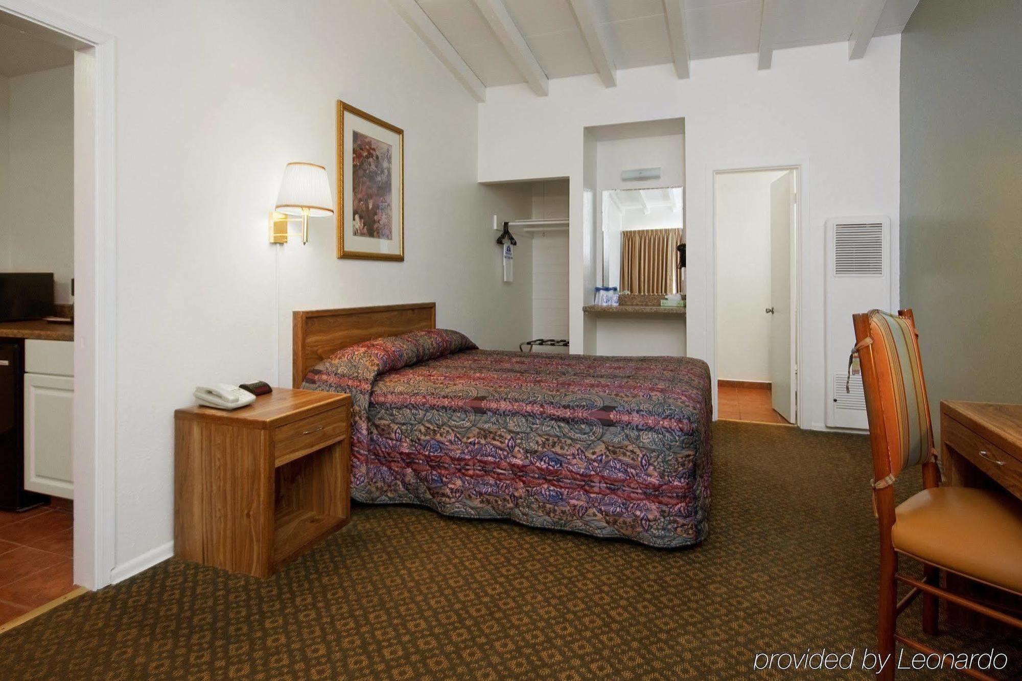 Americas Best Value Inn & Suites Bisbee Room photo